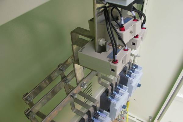 牧野控制箱-3683讲讲控制箱的使用特点